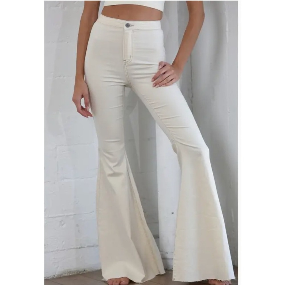 BLANK PAIGE Cream High Waisted Flared Bell Bottom Jeans Denim Collection Size‎ L